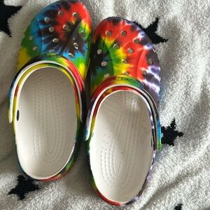 rainbow crocs